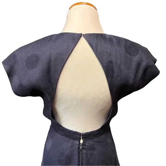 DORA Vintage Linen Open-Back Peplum Dress - Picture 7 of 9